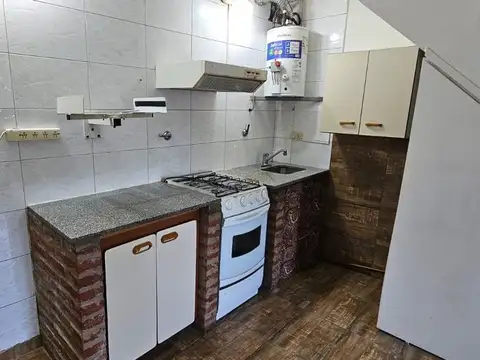 Depto Tipo Casa en Alquiler de 2 ambientes
