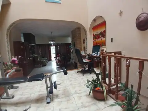Casa en Venta en Villa Ballester, USD 380.000