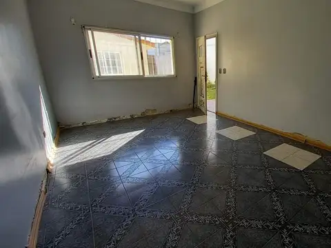 Casa Chalet 3 Amb MULTIFAMILIAR C/Cochera-Gran Fondo y Quincho