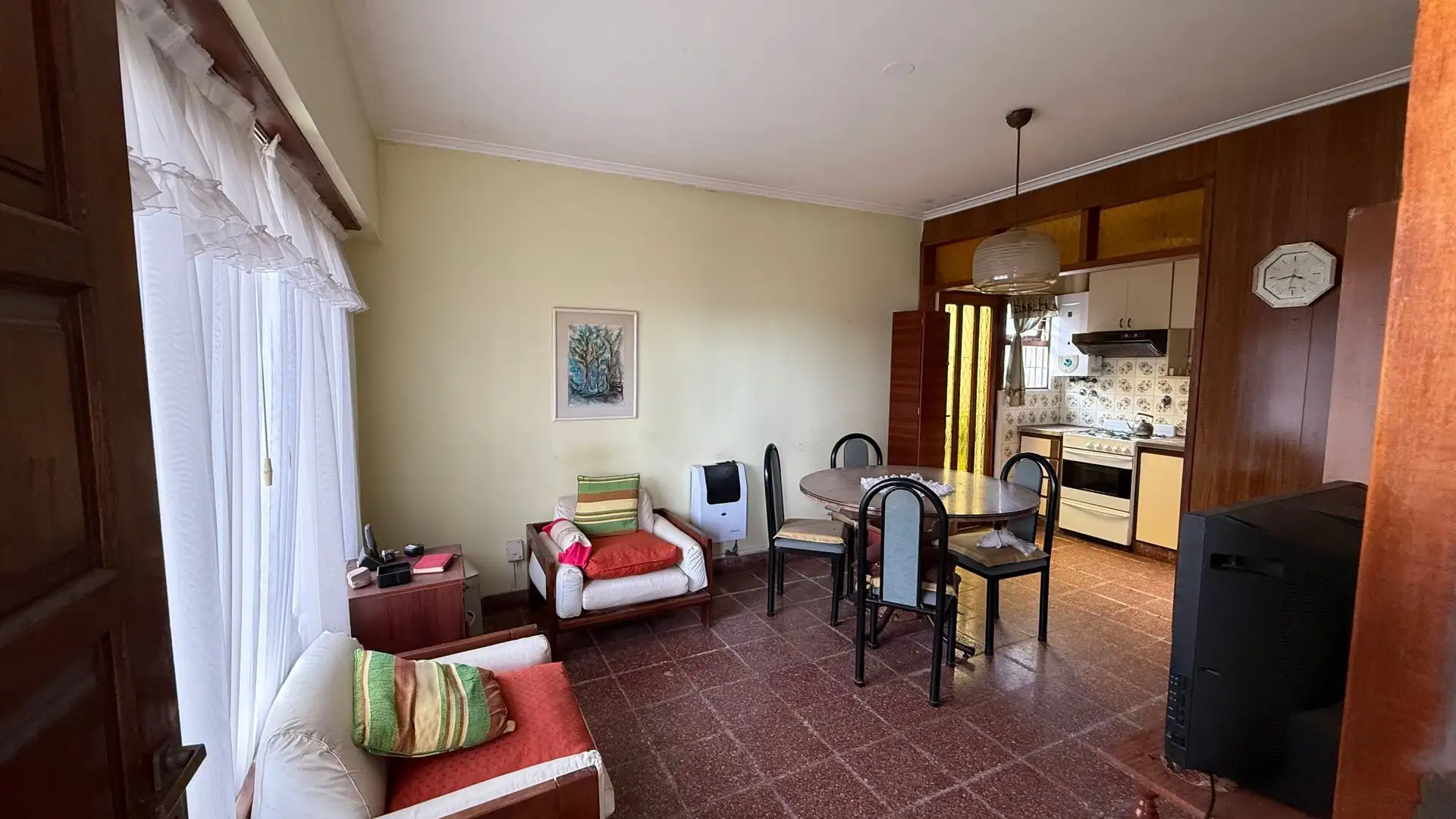 Casa de 4 amb en venta barrio El Progreso c jardín