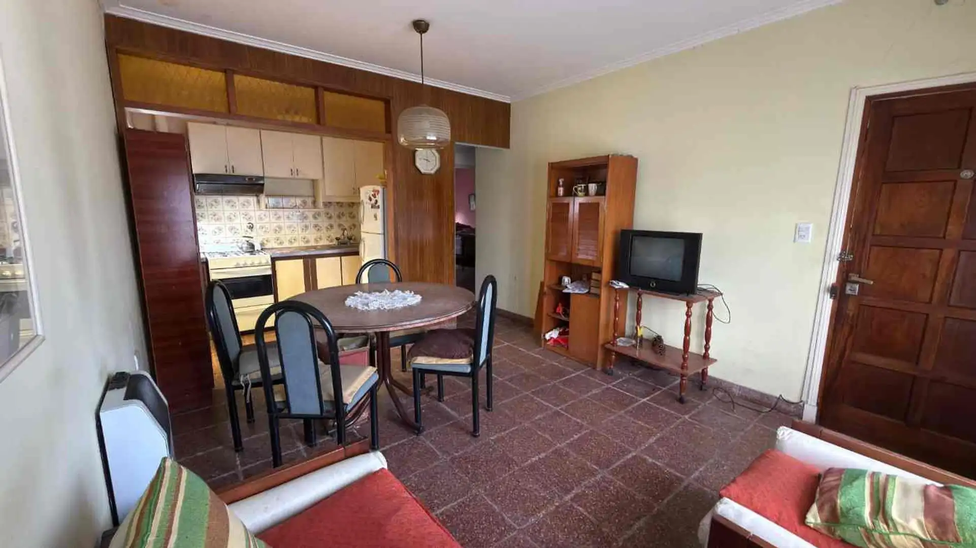 Casa de 4 amb en venta barrio El Progreso c jardín
