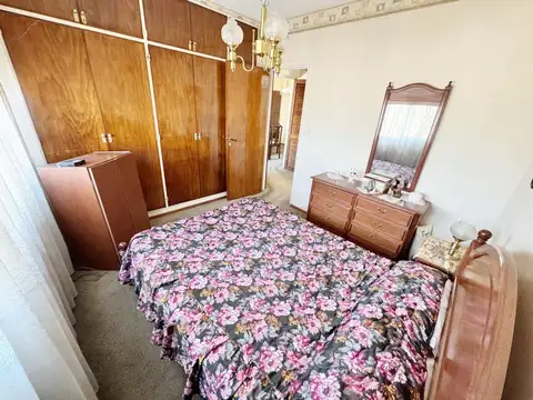 Departamento de 3 ambientes en Las Lomitas