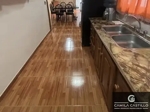 Depto Tipo Casa en Venta en Villa Luzuriaga, USD 65.000