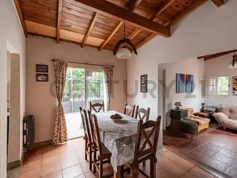Bernardo Ader 4000, Piso 0