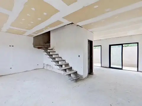 Casa en Venta con 1 cochera