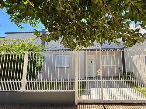 Luis Maria Campos 100