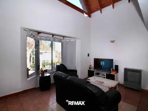 EN VENTA CABAÑA APTA CRÉDITO SIERRA DE LA VENTANA
