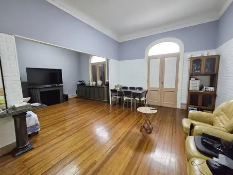 VENTA DEPTO ESTILO PH ONCE sobre Peron al 2600 Terraza propia