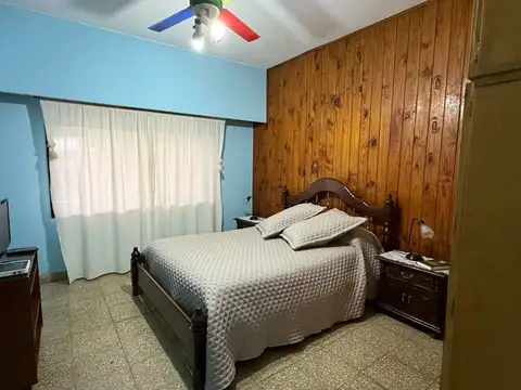 Venta Casa Lote Propio V. Ballester (Zona Siemens)