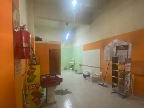 Local en Alquiler Via Púb.