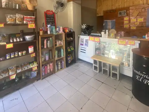 Av. Pte Peron 3500, Piso P.B