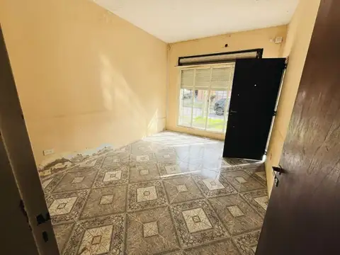 Depto Tipo Casa 3 ambientes con 1 baño