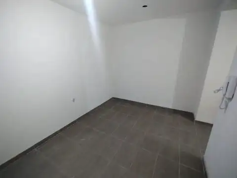 Depto Tipo Casa en Venta en Parque Chacabuco, USD 59.500