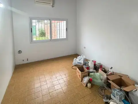 Casa en Alquiler en Ituzaingo, $ 950.000