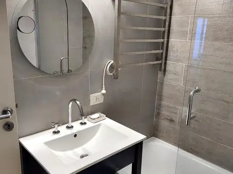 Departamento en Venta en Colegiales, USD 159.000