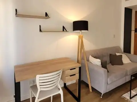 Teodoro Garcia 2400, Piso 3