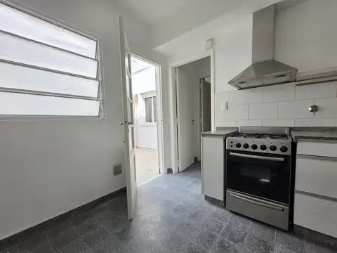 Depto Tipo Casa 4 ambientes con 2 baños