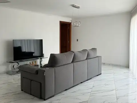 CASA 4 AMBIENTES EN VENTA EN LA ALAMEDA CANNING