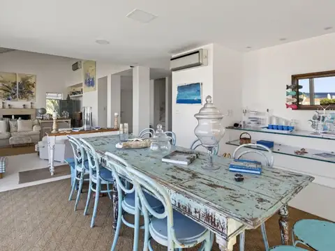 Casa de 6 suites a 150mts de la posta del cangrejo