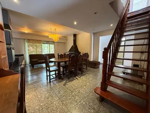 Depto Tipo Casa en Venta 41 años