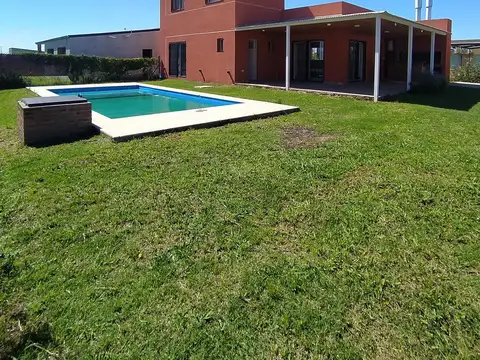 Casa en Venta al Noroeste