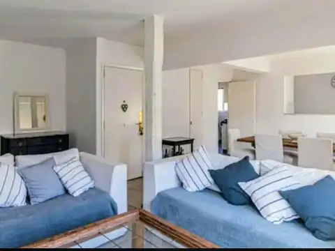 3 de febrero al 2200