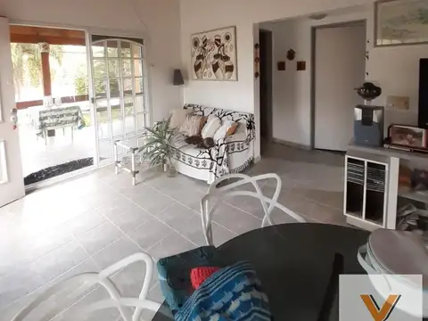 Casa en venta - 4 Dormitorios 2 Baños - 2.483Mts2 - Astillero Parodi, Tigre