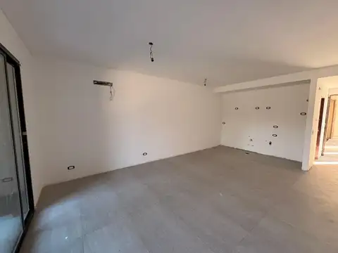 Diag 222 Dr Marcelo Fitte 200, Piso 1