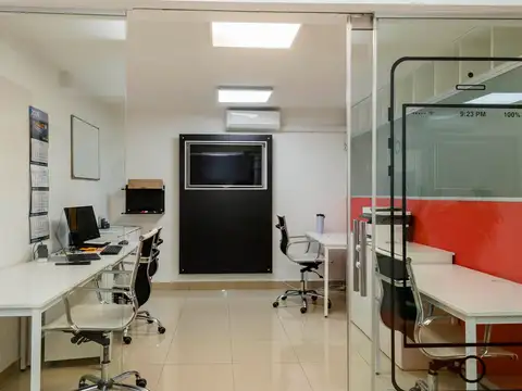 Oficina Monoambiente con 2 baños