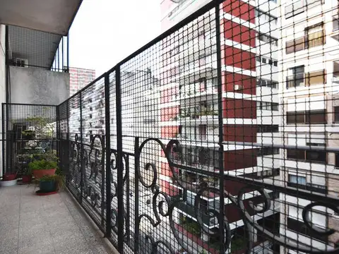 Departamento 5 ambientes con 3 baños