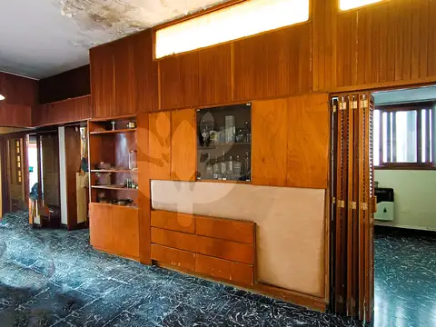 Casa 5 ambientes con 1 baño