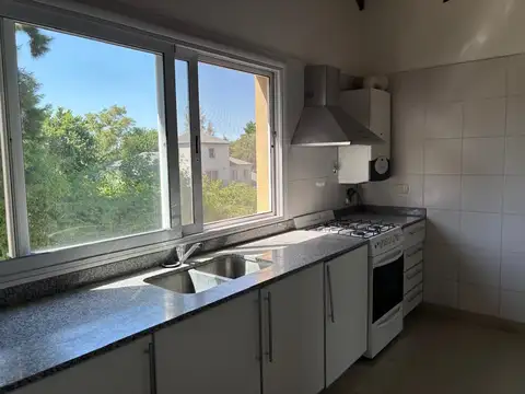 Departamento en Alquiler de 3 ambientes