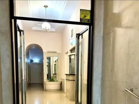 Lavalle 1800, Piso 2