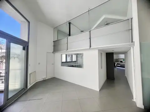 Oficina en Alquiler al Noreste