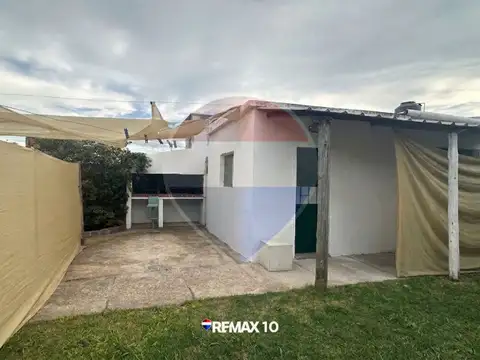 Se alquila casa un dormitorio