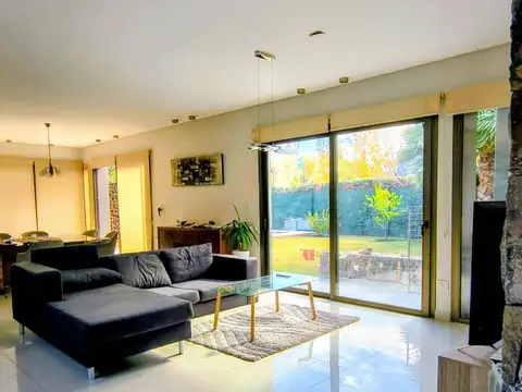 Casa en Venta en Lujan de Cuyo, USD 370.000