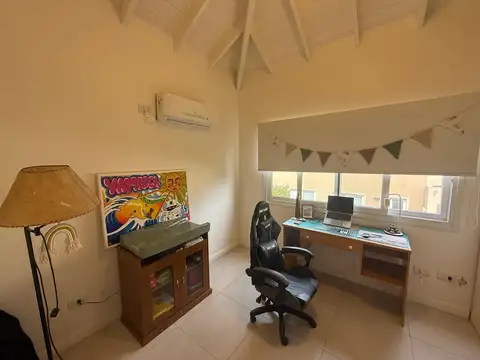 Casa Dúplex en Venta con renta, ubicada en Liquidambar, Pilar, G.B.A. Zona Norte