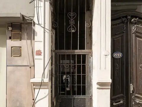 Córdoba  al 2700