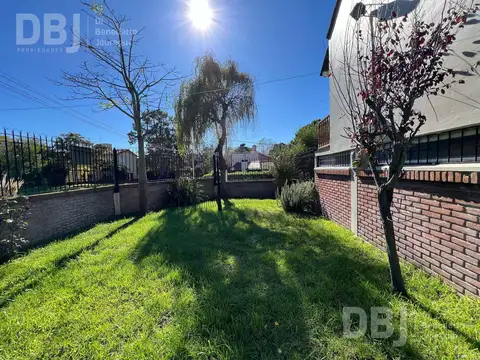 Depto Tipo Casa en Venta de 4 ambientes