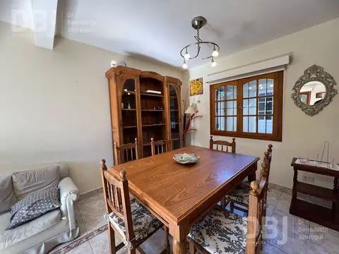 Depto Tipo Casa en Venta con 1 cocheras