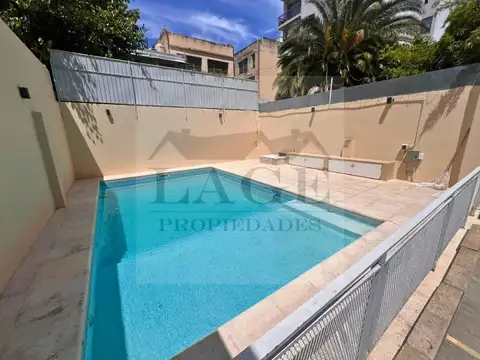 1 AMB FRENTE MUY BUEN ESTADO PILETA SUM LAUNDRY TERRAZA