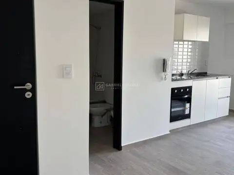 Departamento en Alquiler en Caseros, $ 450.000