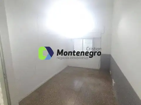 Oficina en Alquiler en Berazategui, $ 600.000
