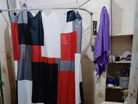 CASA TIPO AMERICANA DE 5 AMBIENTES