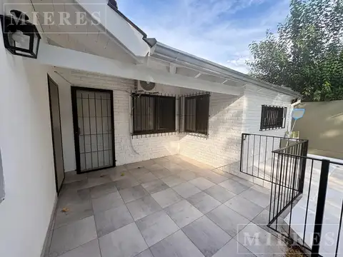 Casa en venta en De Vicenzo Grande