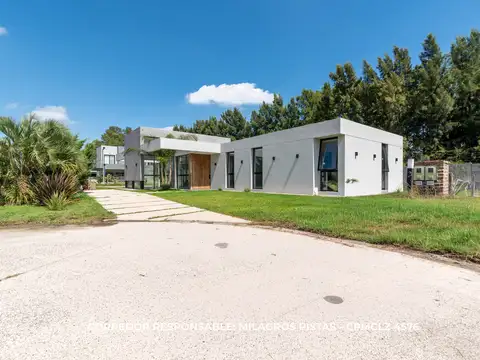 Casa en Venta en Lagos De Canning, USD 329.000