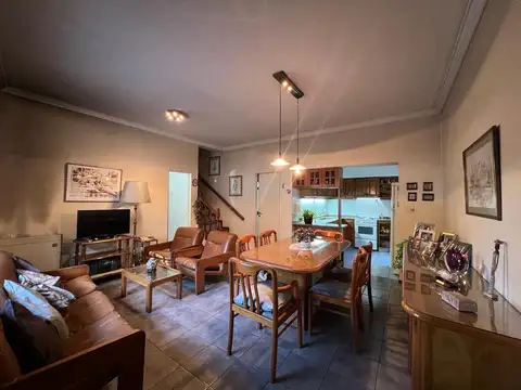 Depto Tipo Casa en Venta en Flores Sur, USD 180.000