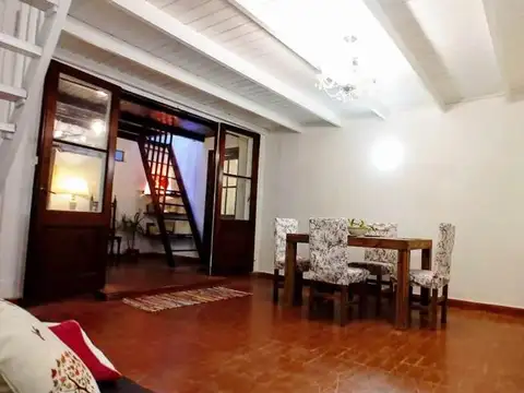 Depto Tipo Casa en Venta de 2 ambientes
