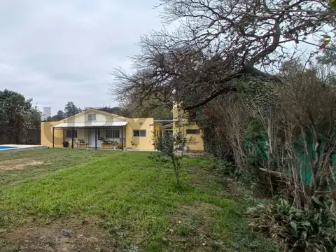 Venta Casa con Piscina Paso del Rey