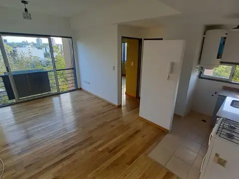Departamento 2 ambientes 6°piso super luminoso en San Martin!